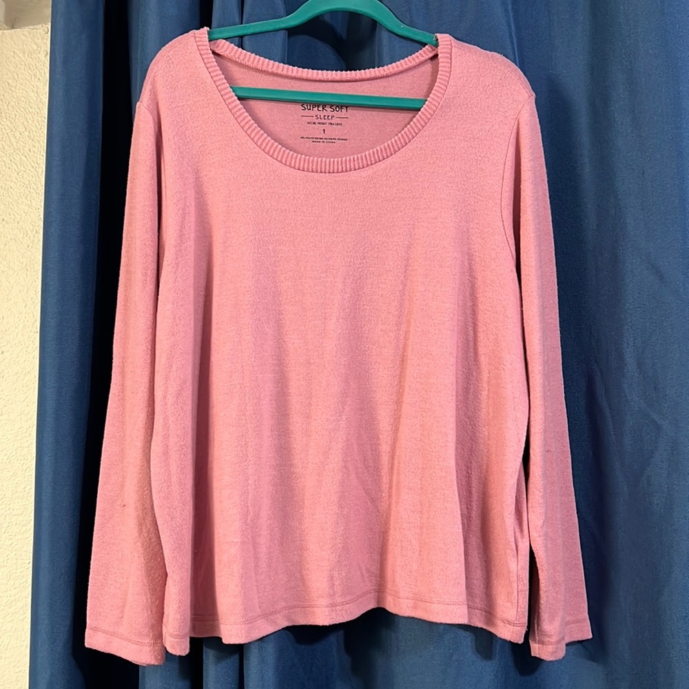 Torrid super soft pink sleep shirt NWT size 1